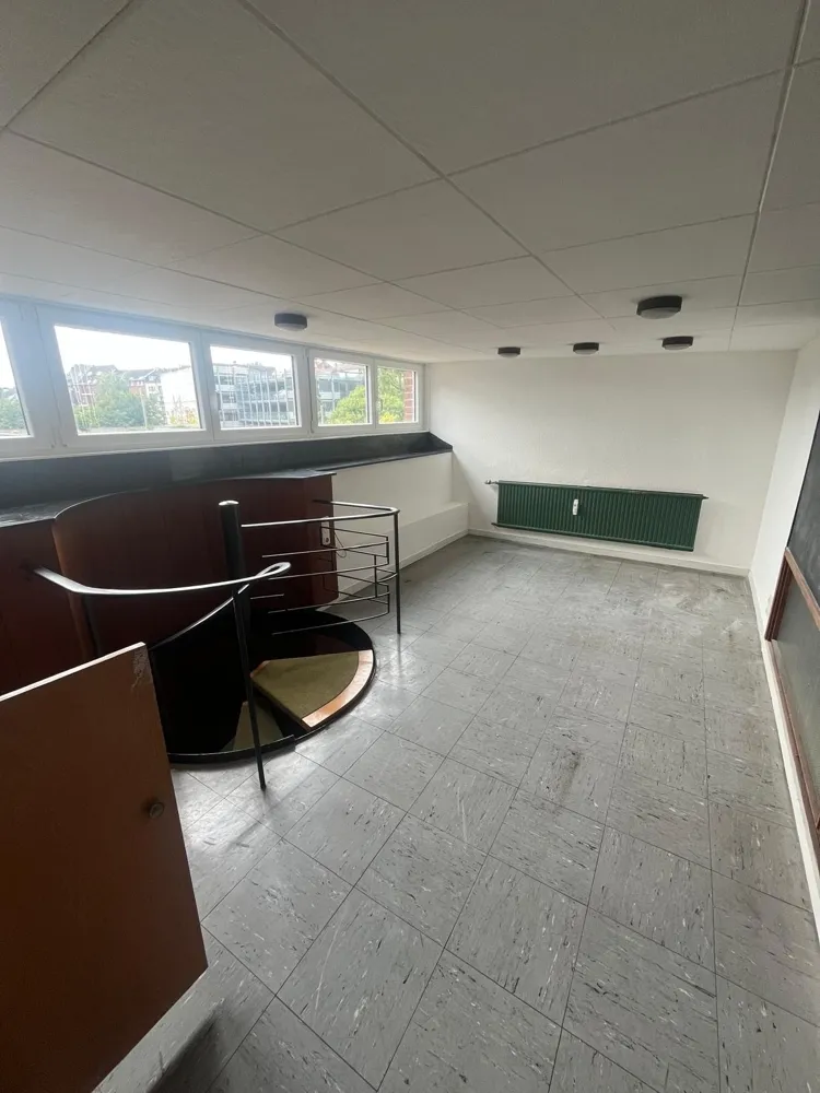 4 Zimmer Wohnung mit 150 m² in Aachen – Bild 9