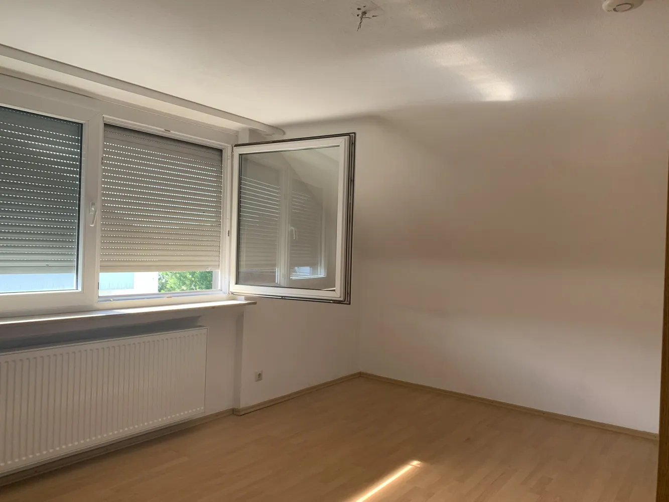 6 Zimmer Wohnung mit 150 m² in Stuttgart – Bild 6