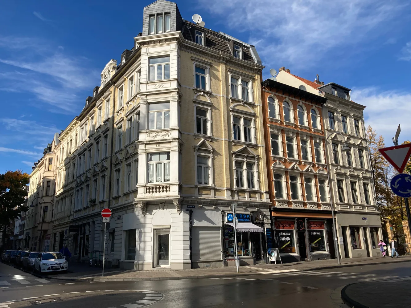 2 Zimmer Wohnung mit 28 m² in Köln – Bild 1