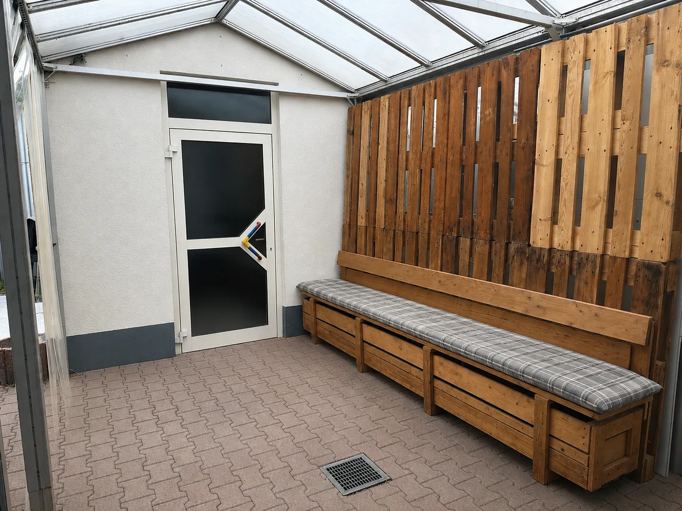 1 Zimmer Wohnung mit 89 m² in Karlsruhe – Bild 5