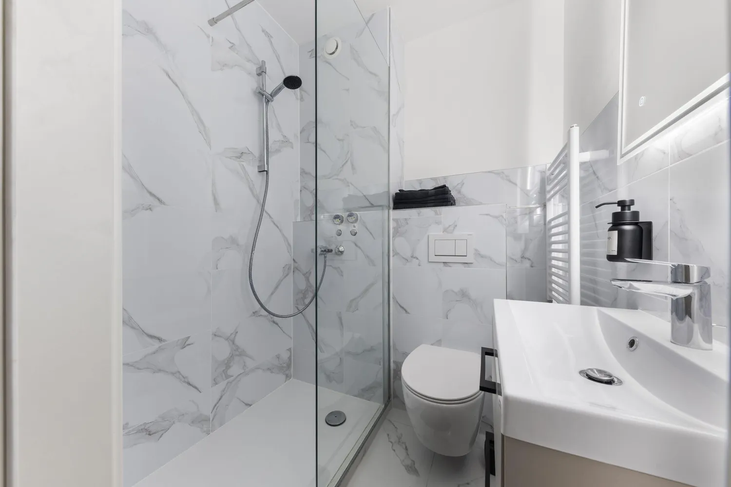 1 room apartment with 19 m² in Munich – Photo 8
