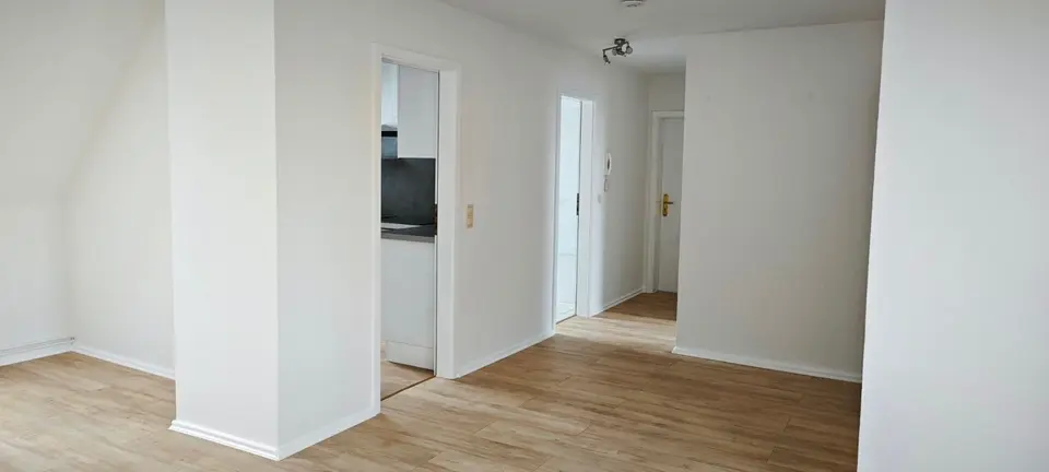 2 Zimmer Wohnung mit 72 m² in Weißenfels – Bild 8