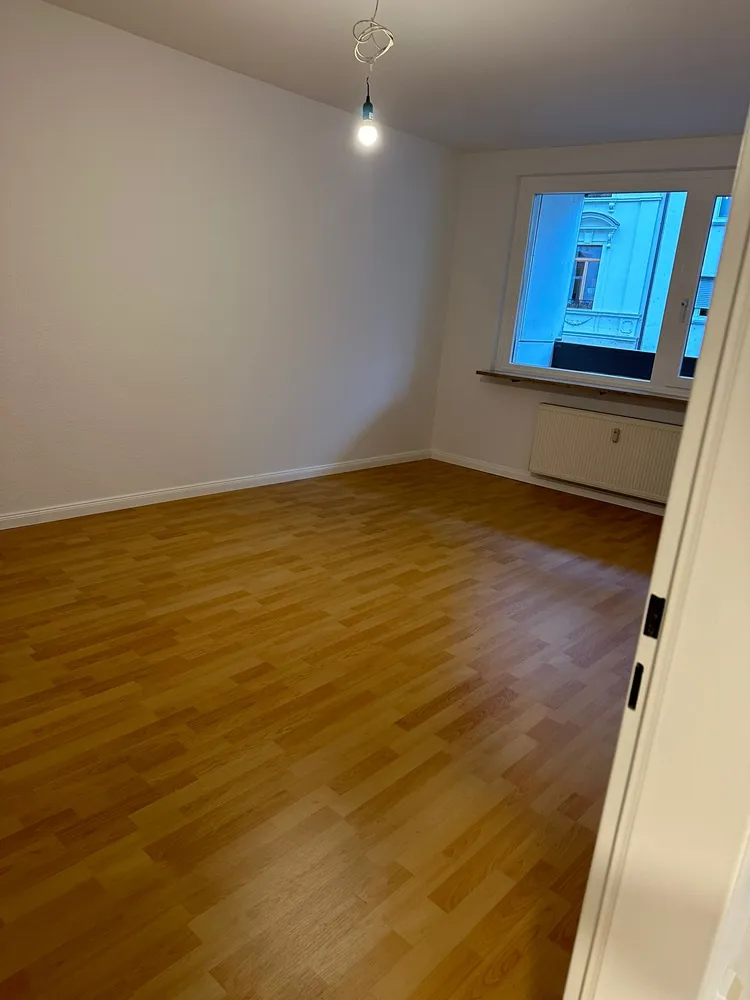 3 Zimmer Wohnung mit 89 m² in Frankfurt am Main – Bild 7