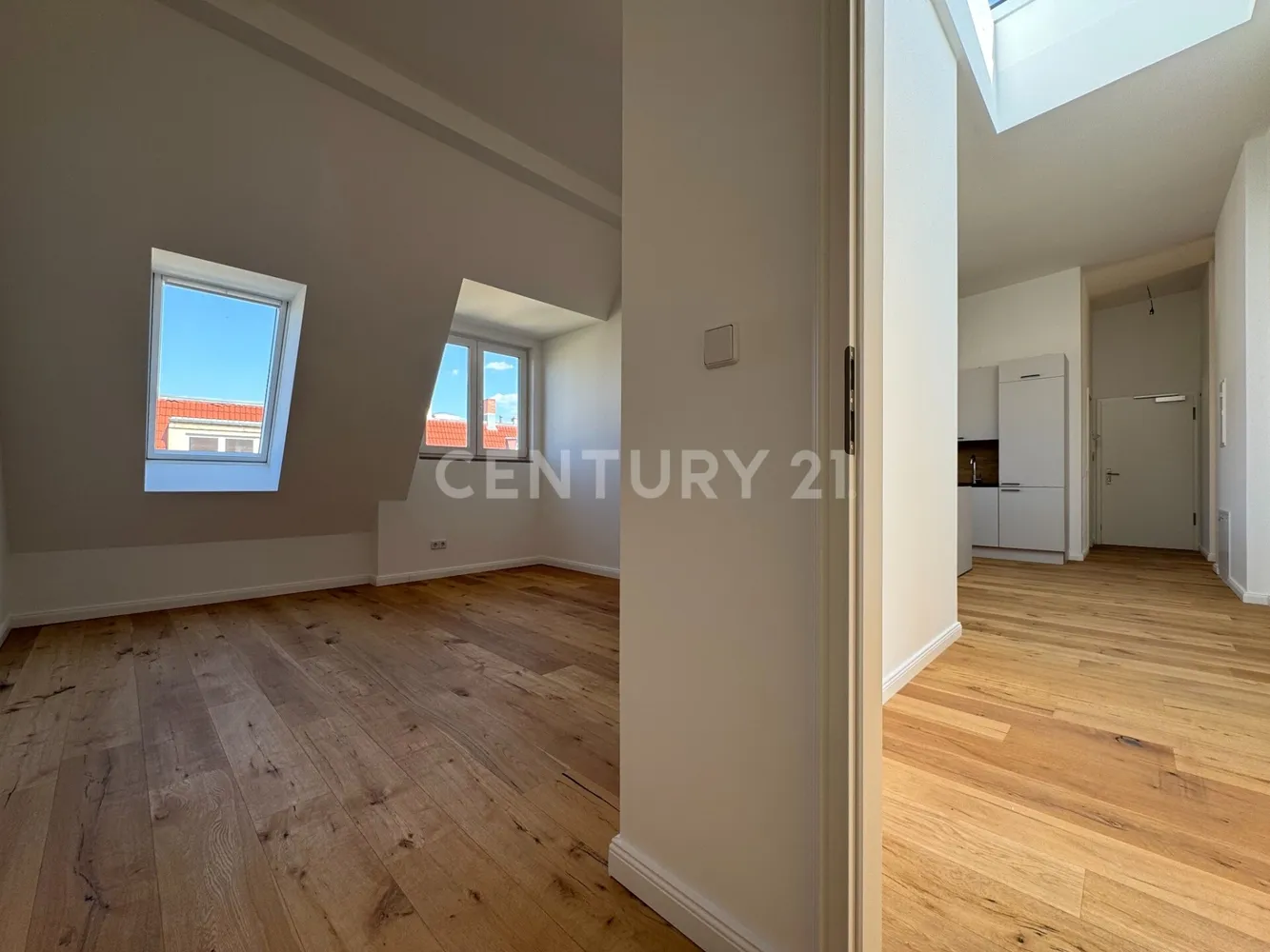 6 Zimmer Wohnung mit 201 m² in Berlin – Bild 3