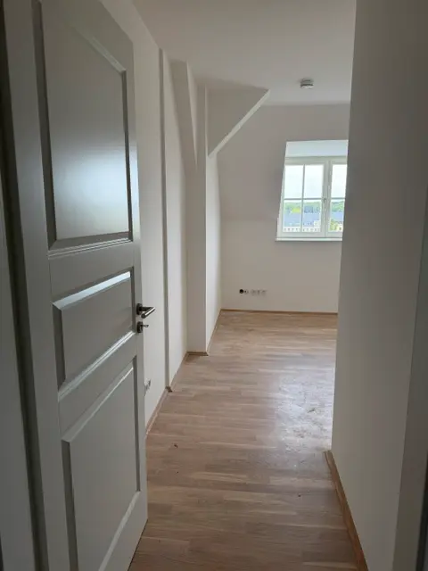 5 Zimmer Wohnung mit 121 m² in Chemnitz – Bild 3