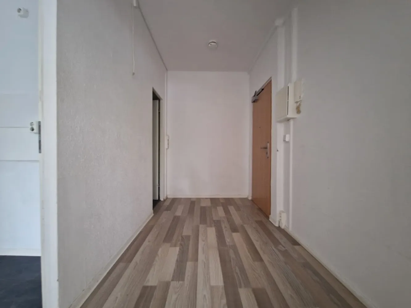 1 Zimmer Wohnung mit 35 m² in Halle (Saale) – Bild 4