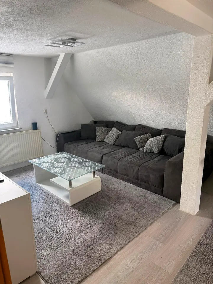 4 Zimmer Wohnung mit 80 m² in Herrenberg – Bild 1