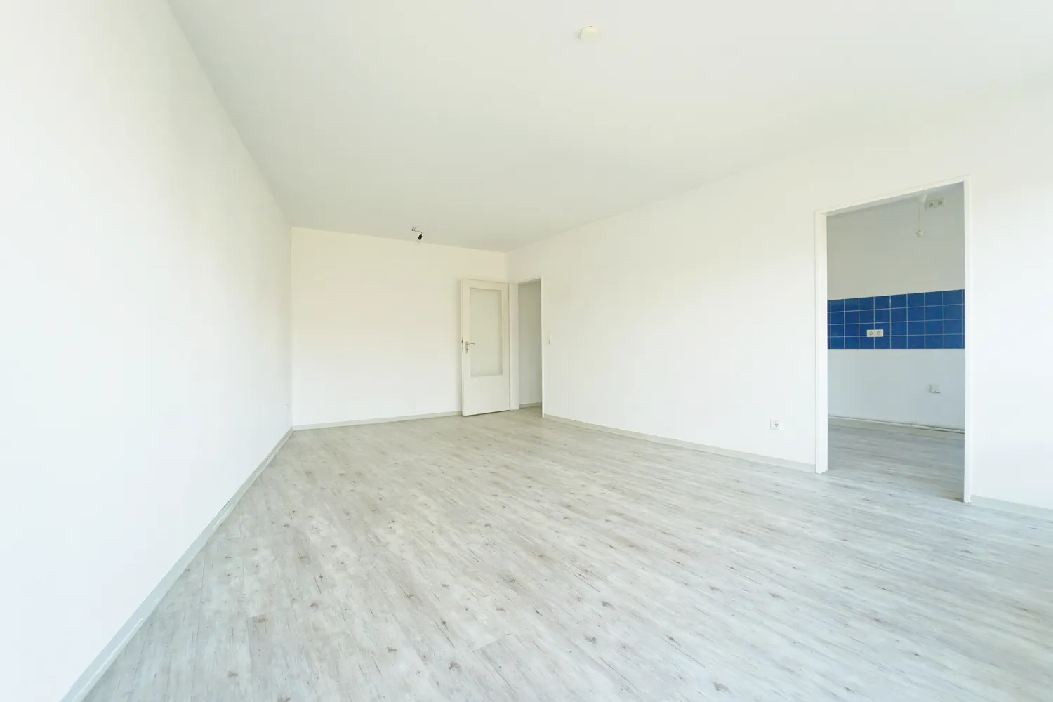 2 Zimmer Wohnung mit 59 m² in Langenfeld – Bild 2