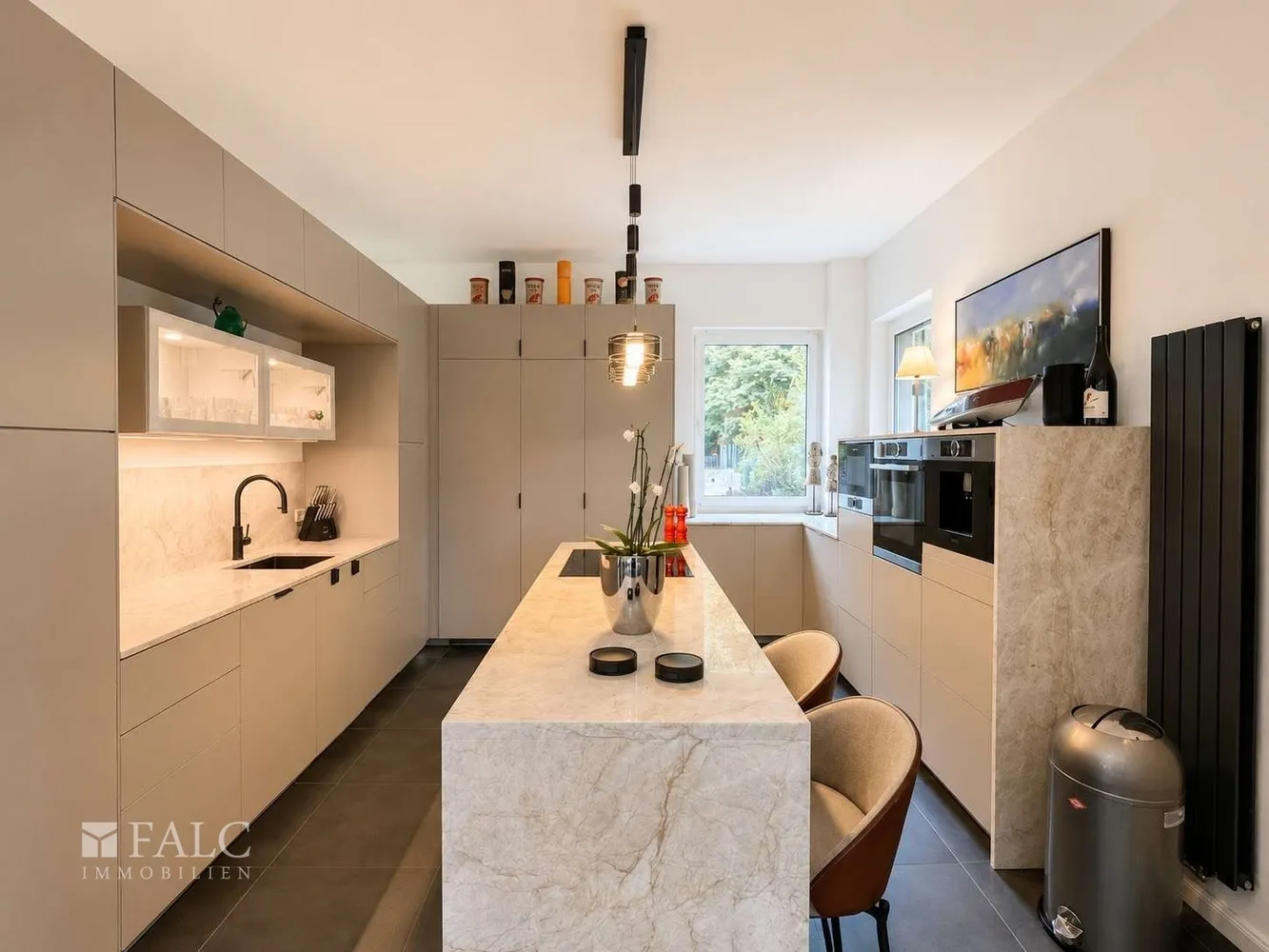 8 Zimmer Haus mit 280 m² in Remscheid – Bild 3