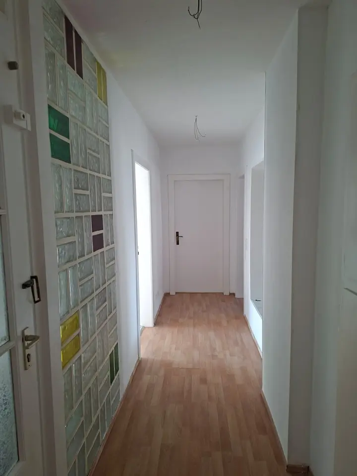 4 Zimmer Wohnung mit 106 m² in Wuppertal – Bild 3