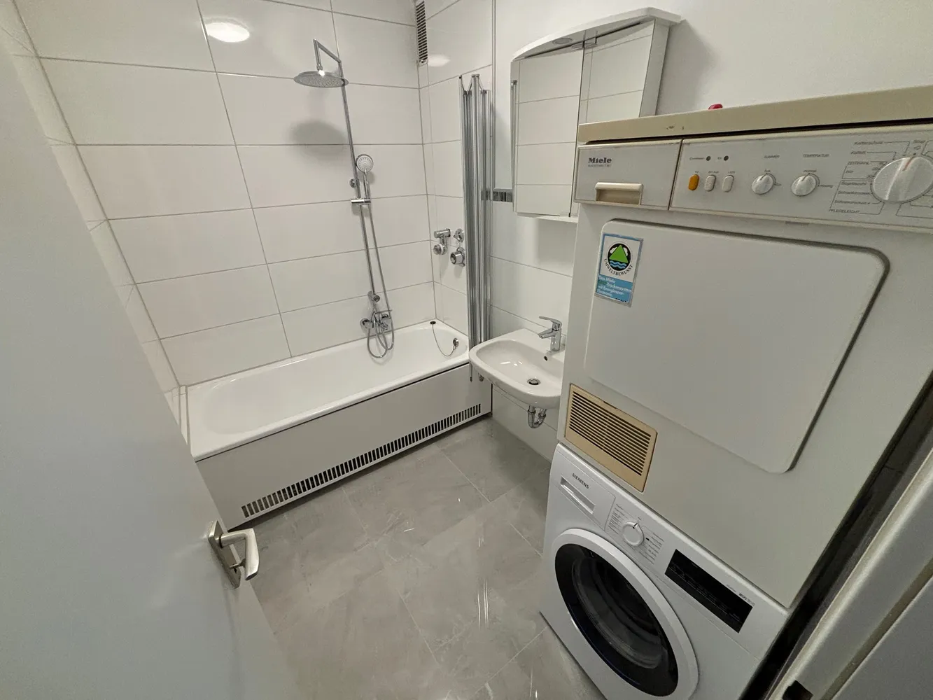3 room apartment with 84 m² in Regensburg – Photo 6