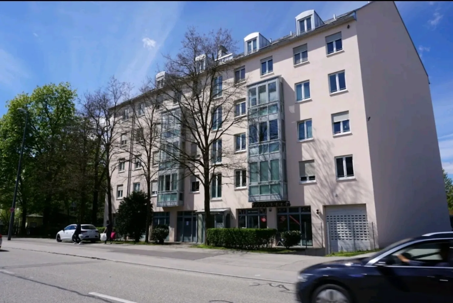 2 Zimmer Wohnung mit 44 m² in München – Bild 2