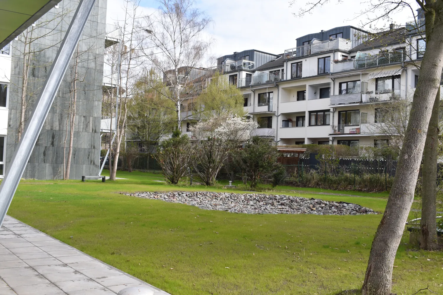 1 Zimmer Wohnung mit 42 m² in Düsseldorf – Bild 2