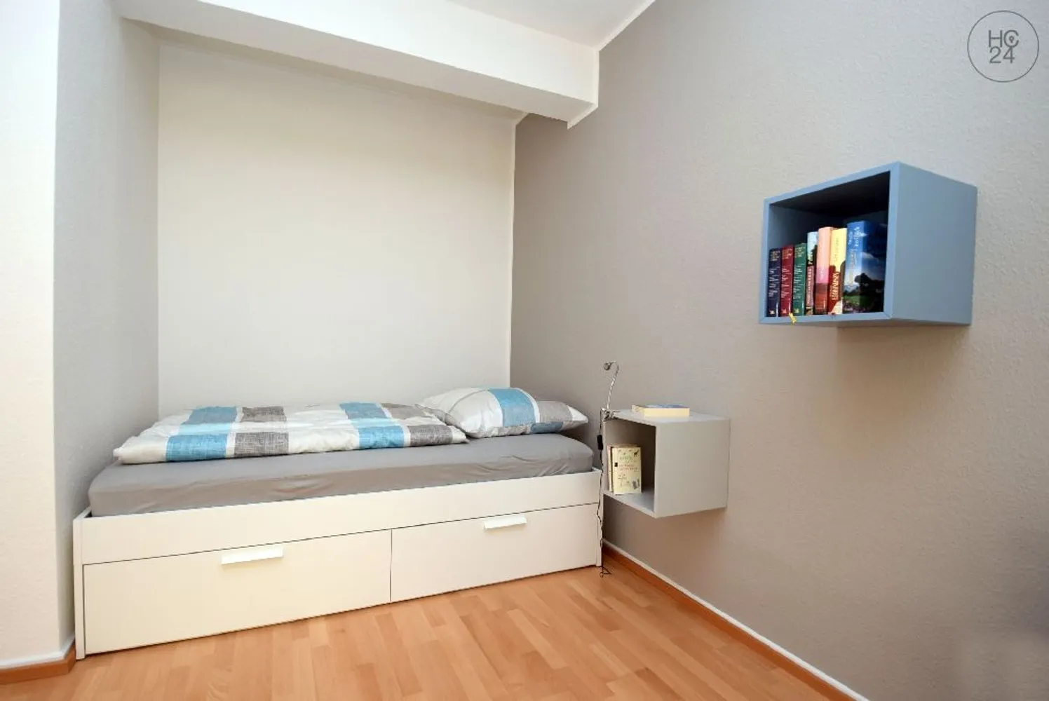 1 Zimmer Wohnung mit 38 m² in Köln – Bild 8
