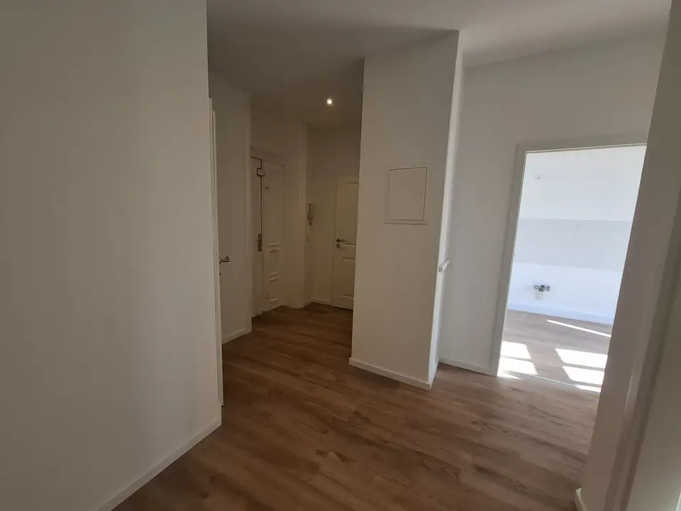 5 Zimmer Wohnung mit 108 m² in Werdau – Bild 6