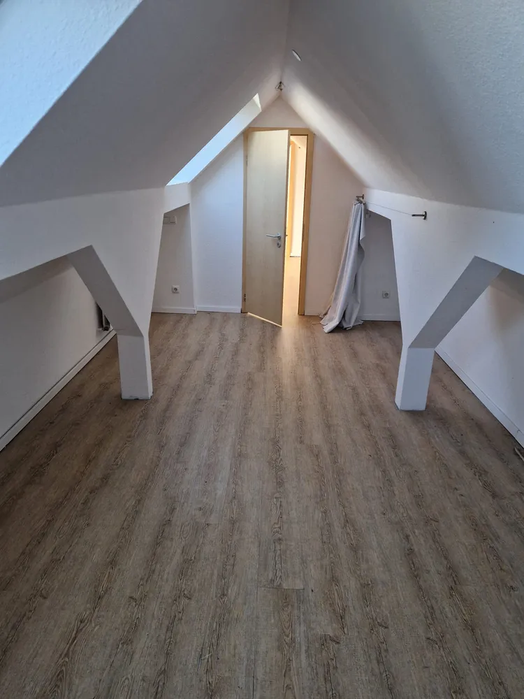 4 Zimmer Wohnung mit 98 m² in Bochum – Bild 8