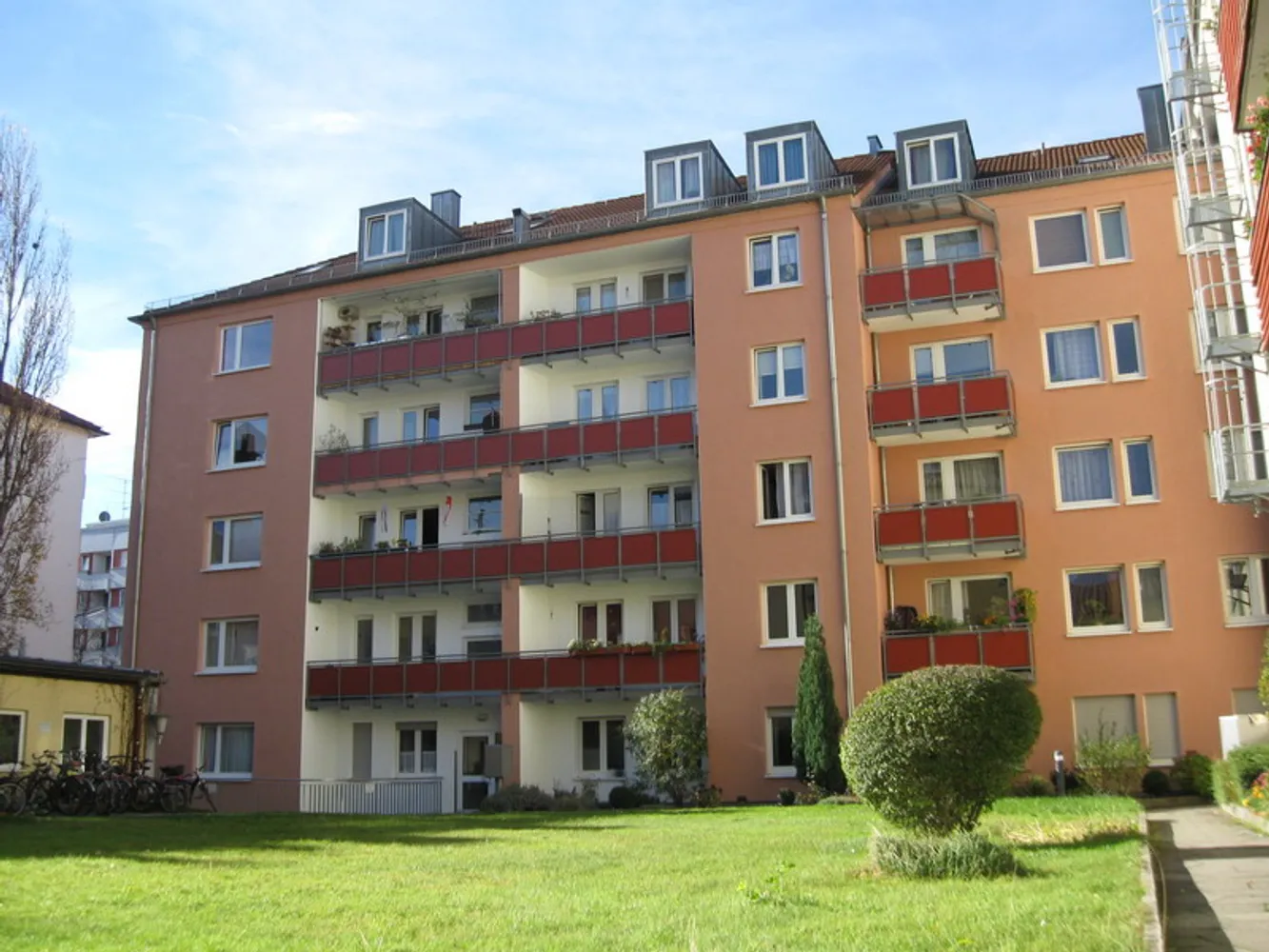 2 Zimmer Wohnung mit 63 m² in München – Bild 3