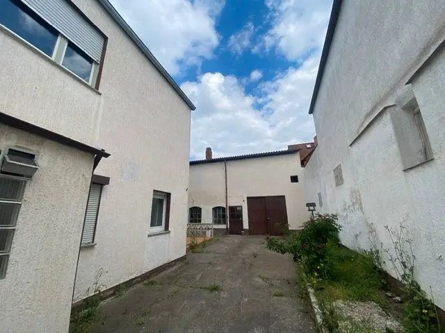 5 Zimmer Haus mit 140 m² in Wiesbaden – Bild 4