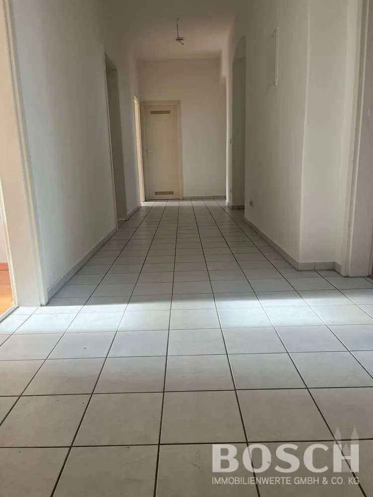4 Zimmer Wohnung mit 103 m² in Magdeburg – Bild 2