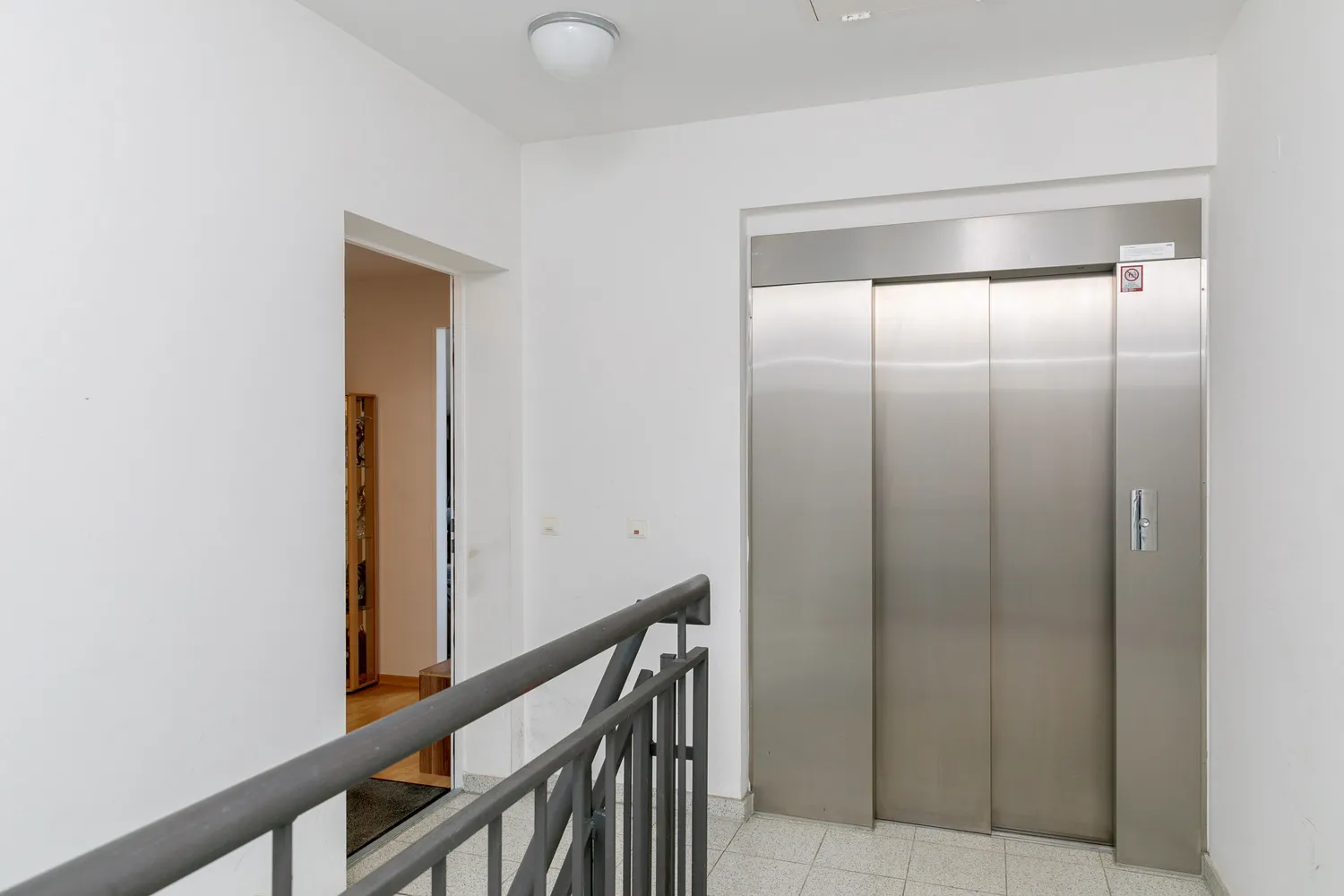 2 Zimmer Wohnung mit 70 m² in Potsdam – Bild 2