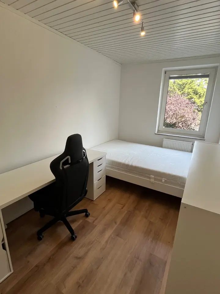 WG-Zimmer mit 69 m² in Aachen – Bild 9