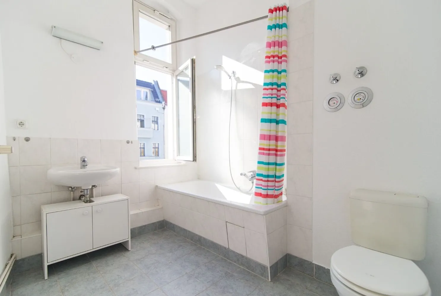 2 room apartment with 74 m² in Berlin – Photo 6
