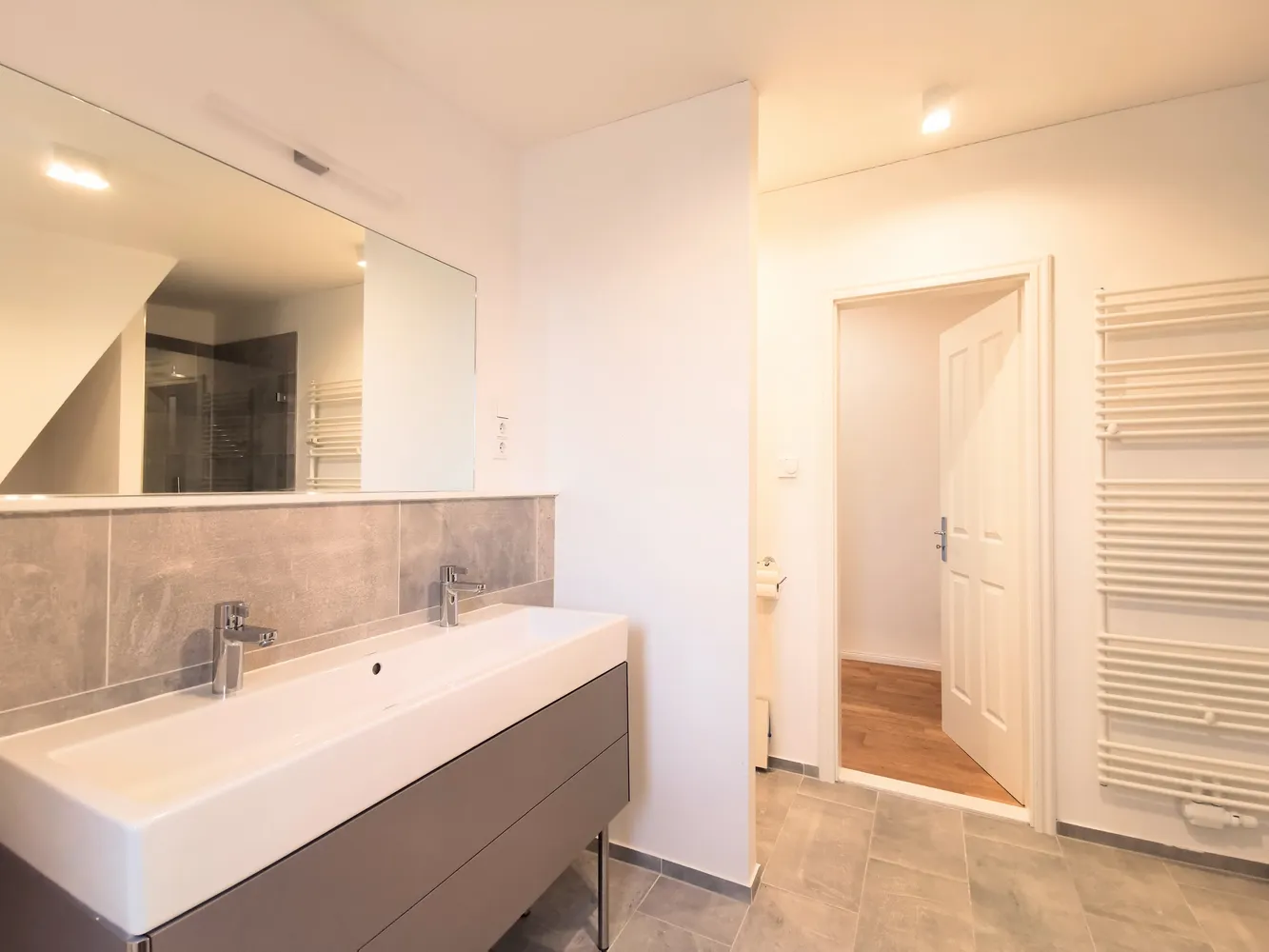 2 Zimmer Wohnung mit 90 m² in Berlin – Bild 12