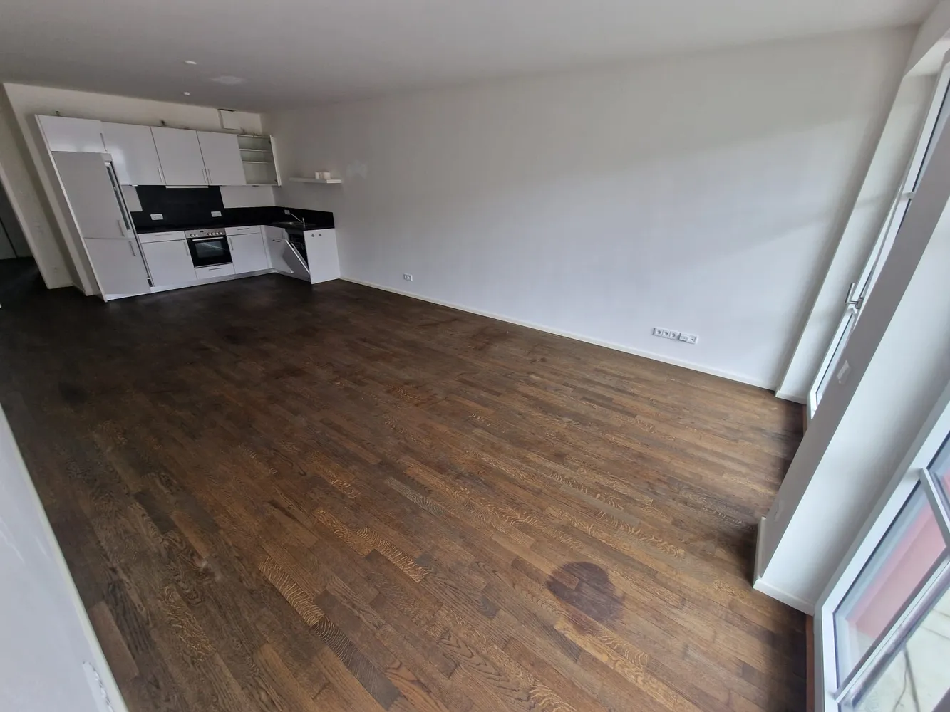 2 Zimmer Wohnung mit 79 m² in Hamburg – Bild 3