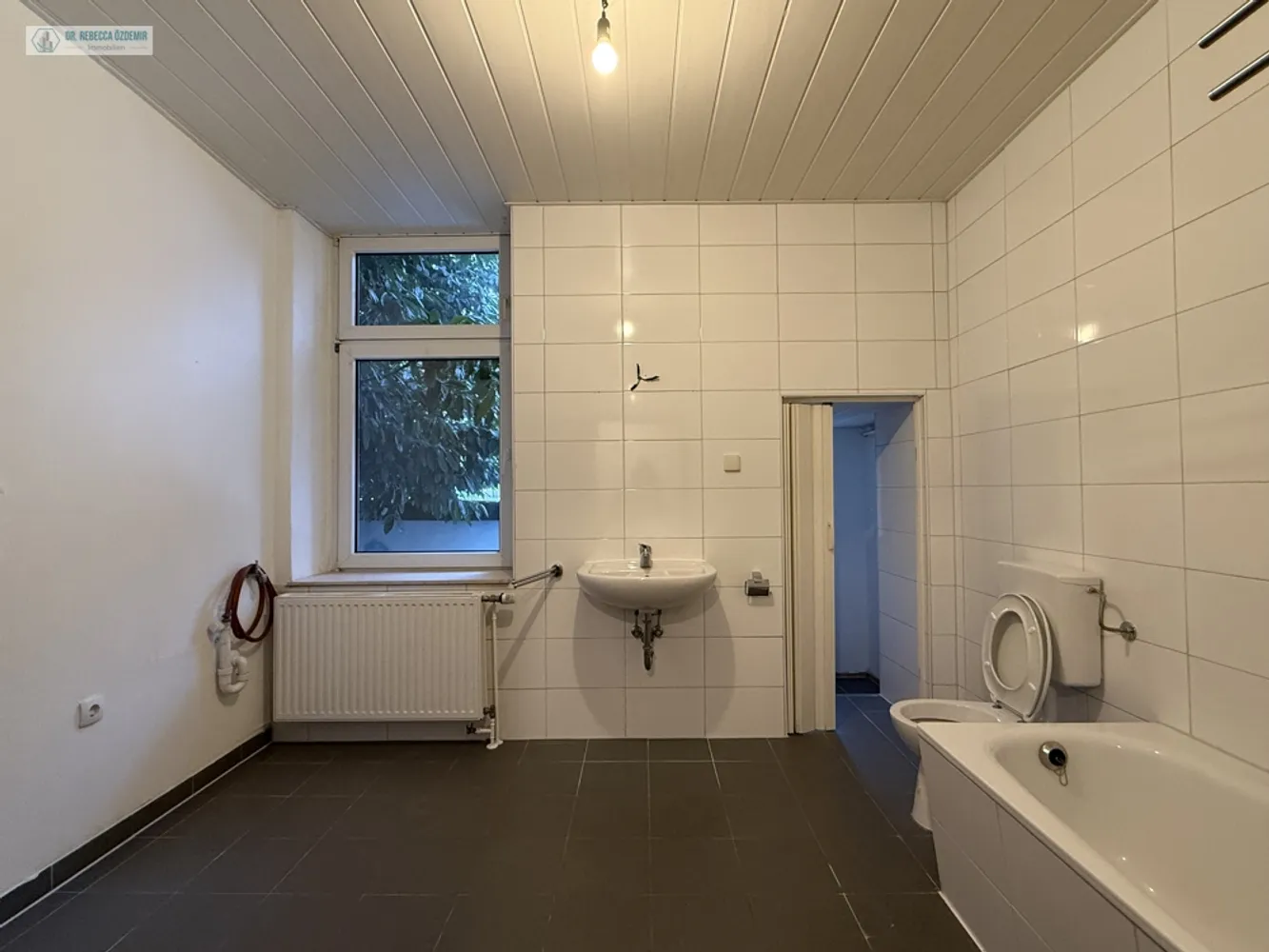 2 Zimmer Wohnung mit 74 m² in Duisburg – Bild 4