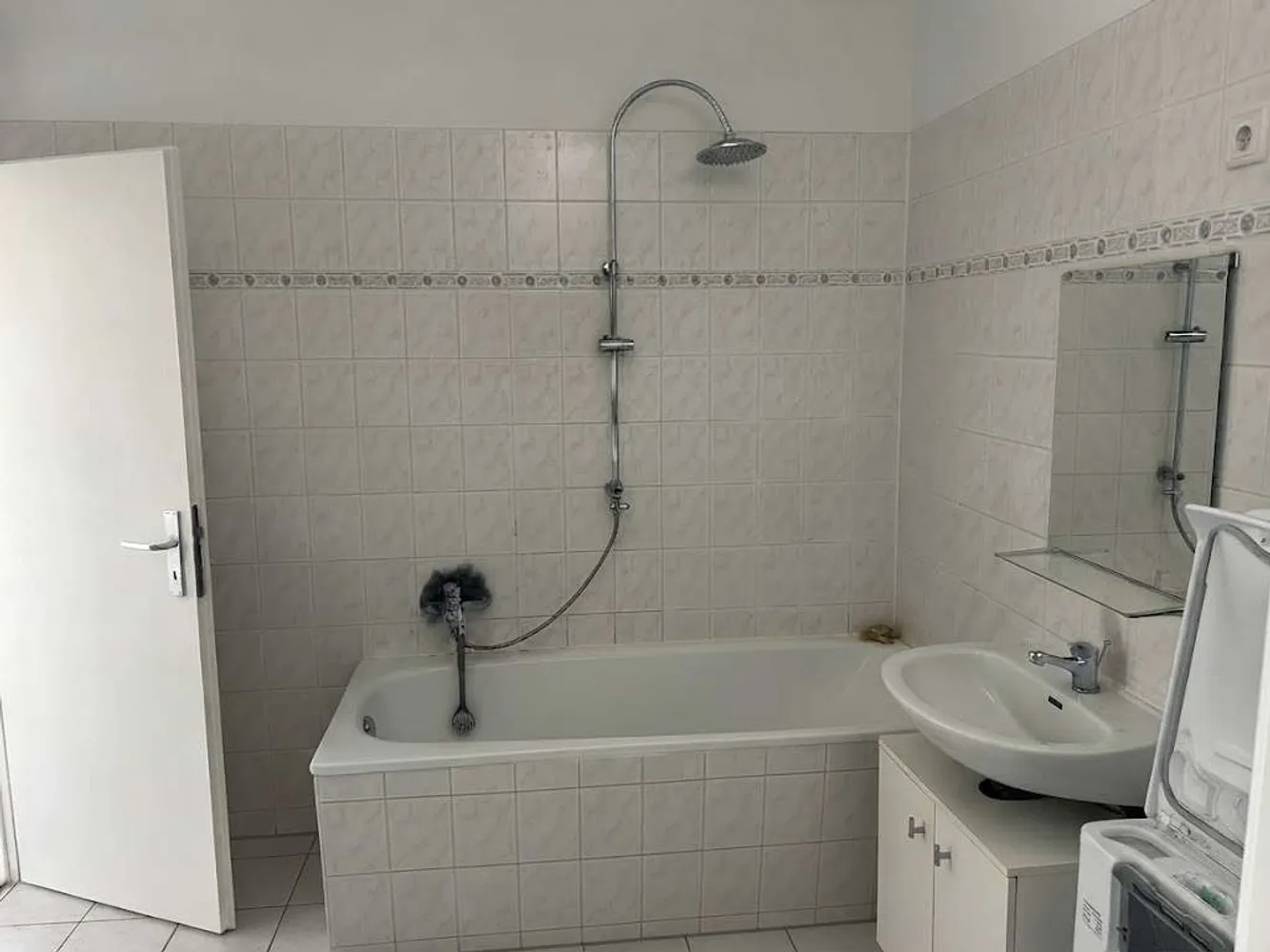 2 Zimmer Wohnung mit 55 m² in Halle (Saale) – Bild 4