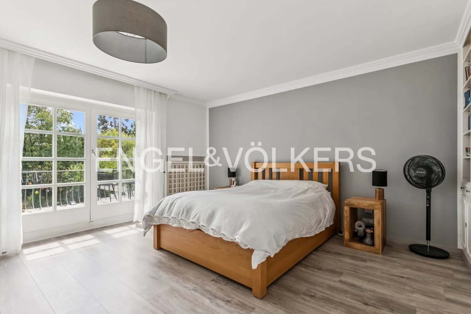 9 room house with 250 m² in Bonn – Photo 8