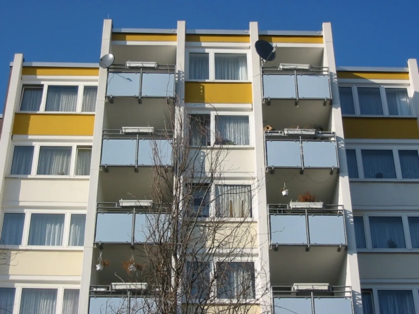 2 Zimmer Wohnung mit 60 m² in Krefeld – Bild 2
