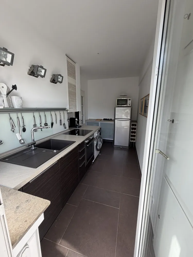3 room apartment with 75 m² in Düsseldorf – Photo 11