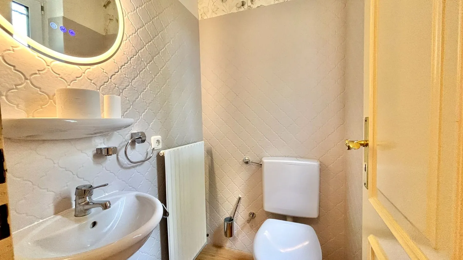 5 Zimmer Haus mit 149 m² in Wiesbaden – Bild 12