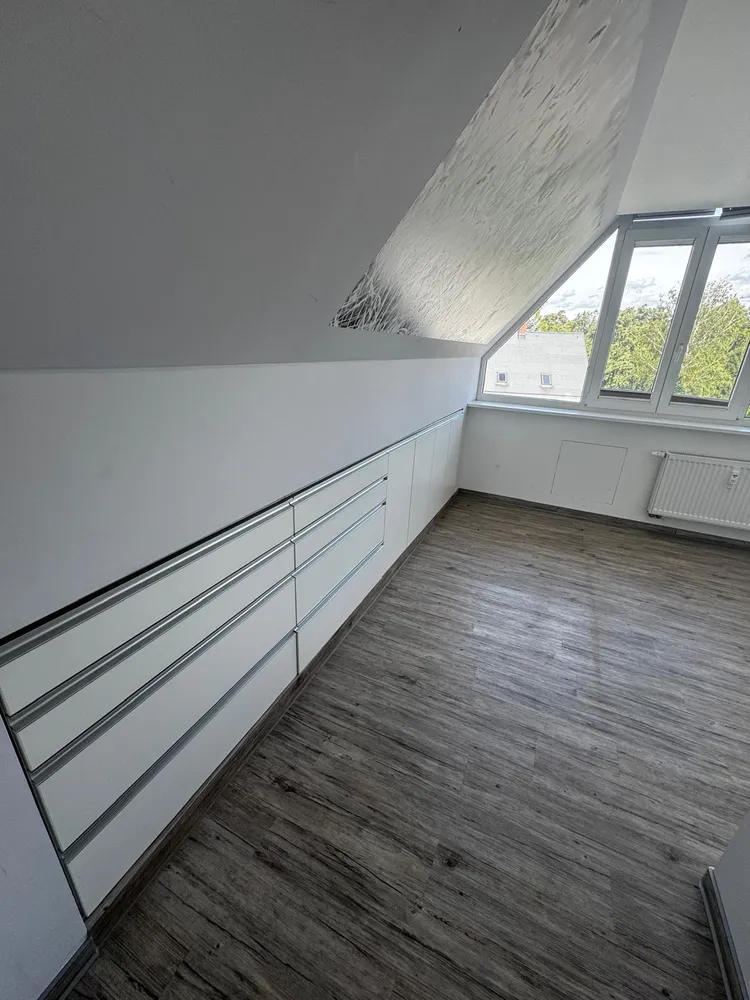 4 Zimmer Wohnung mit 120 m² in Zwickau – Bild 9