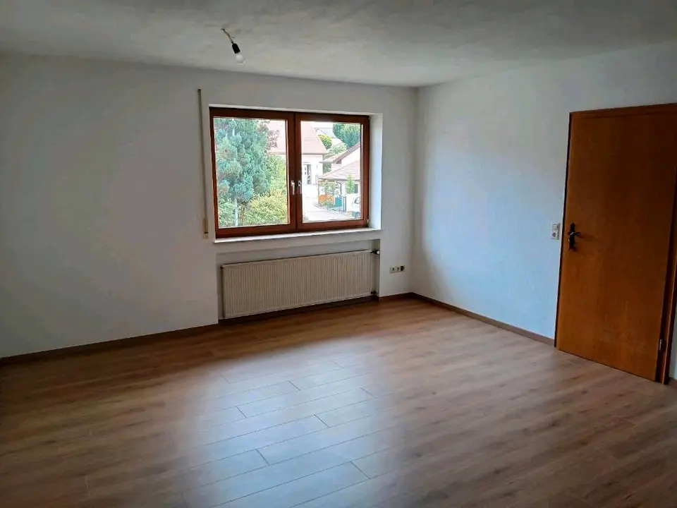 6 Zimmer Wohnung mit 113 m² in Donauwörth – Bild 1