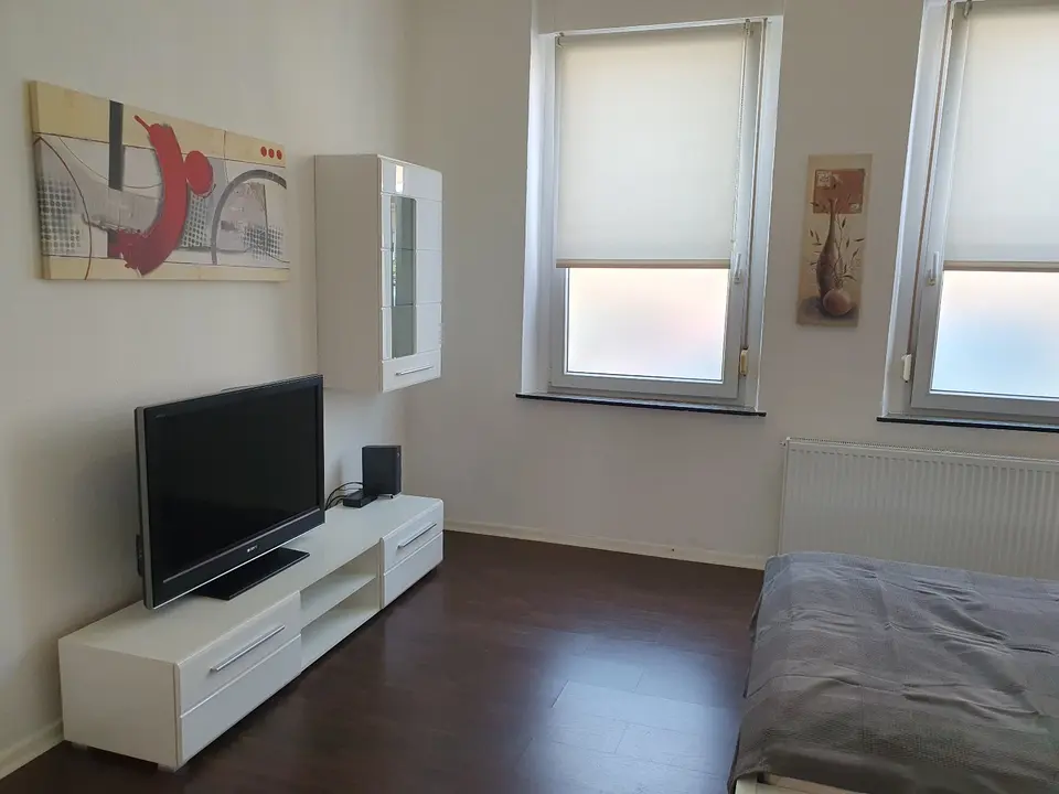 2 Zimmer Wohnung mit 34 m² in Krefeld – Bild 2