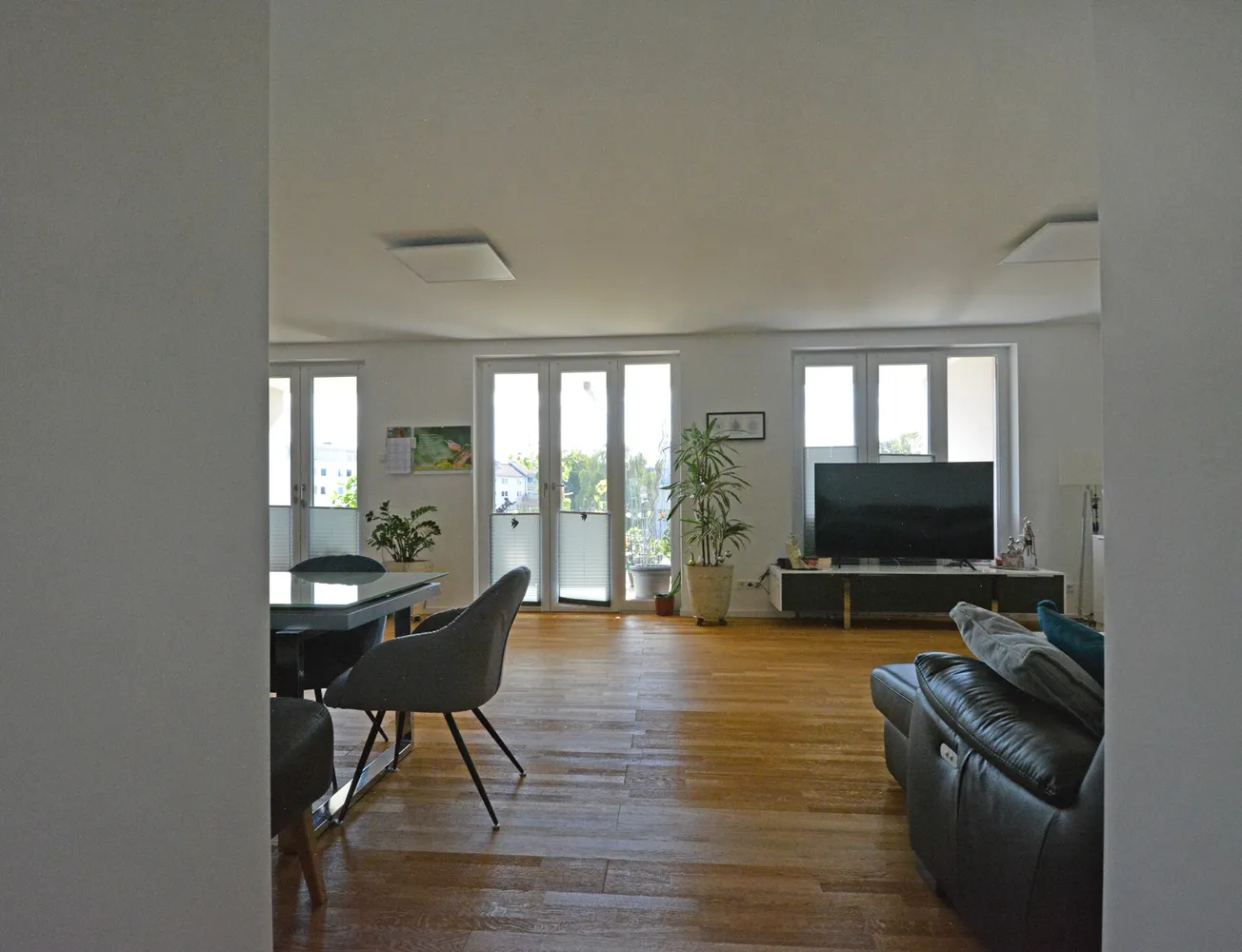 3 Zimmer Wohnung mit 104 m² in Kassel – Bild 2