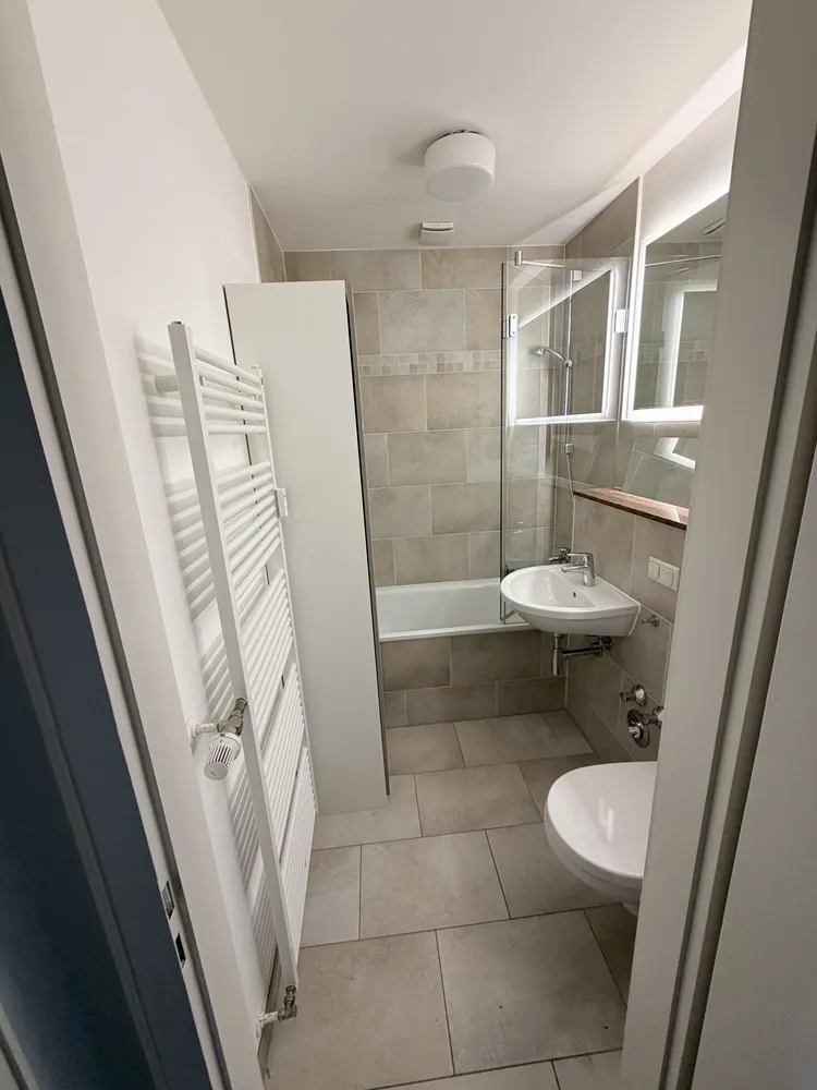 2 Zimmer Wohnung mit 55 m² in Köln – Bild 7