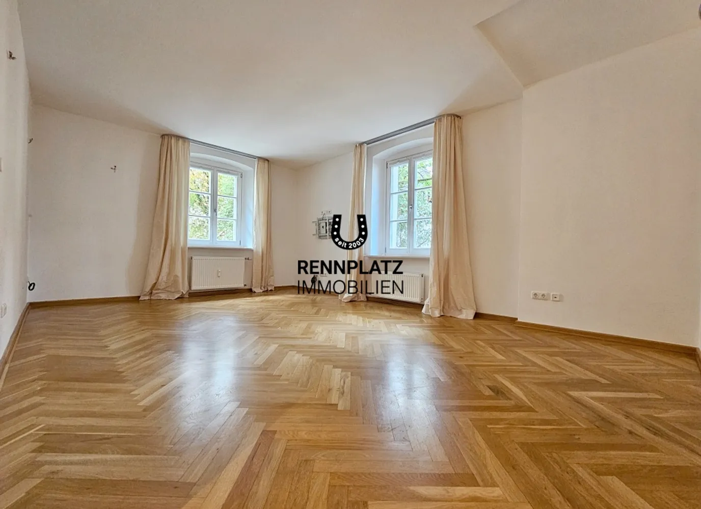 4 Zimmer Wohnung mit 111 m² in Regensburg – Bild 2