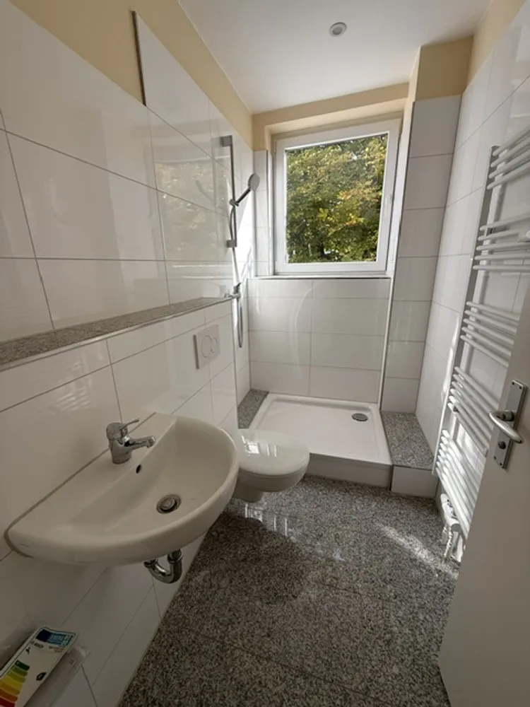 3 Zimmer Wohnung mit 77 m² in Berlin – Bild 3