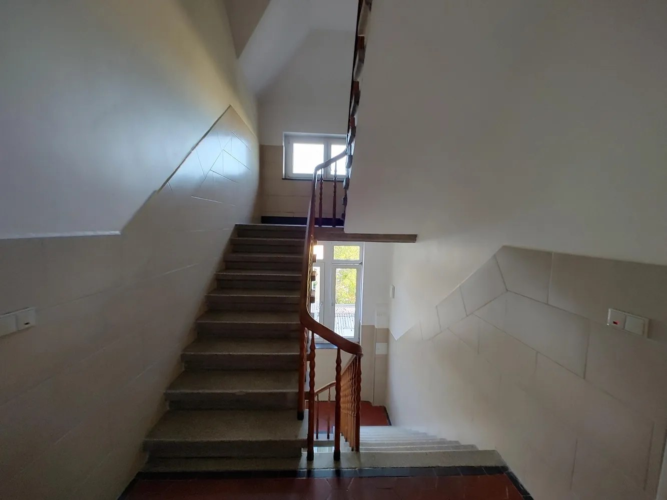 1 Zimmer Wohnung mit 28 m² in Köln – Bild 8
