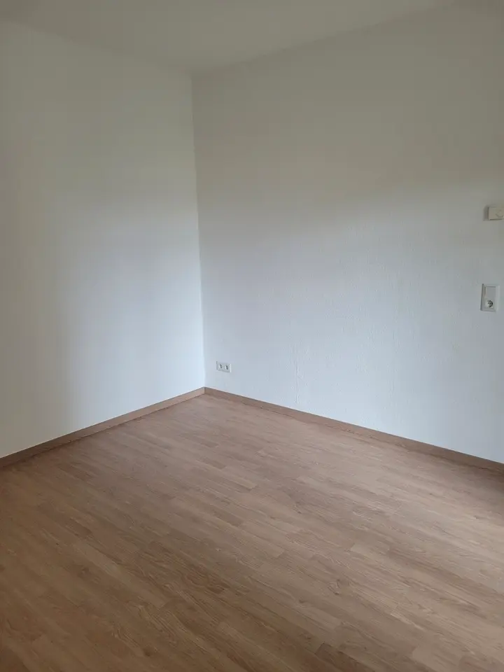 3 Zimmer Wohnung mit 75 m² in Halle (Saale) – Bild 2