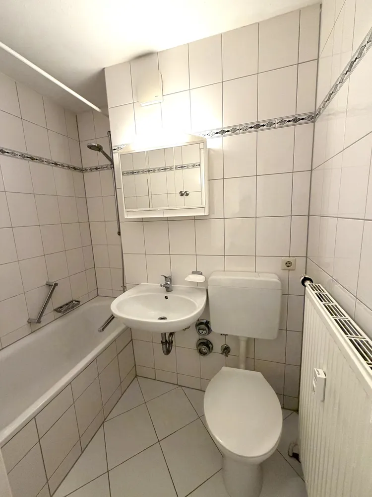 1 room apartment with 28 m² in Lörrach – Photo 3