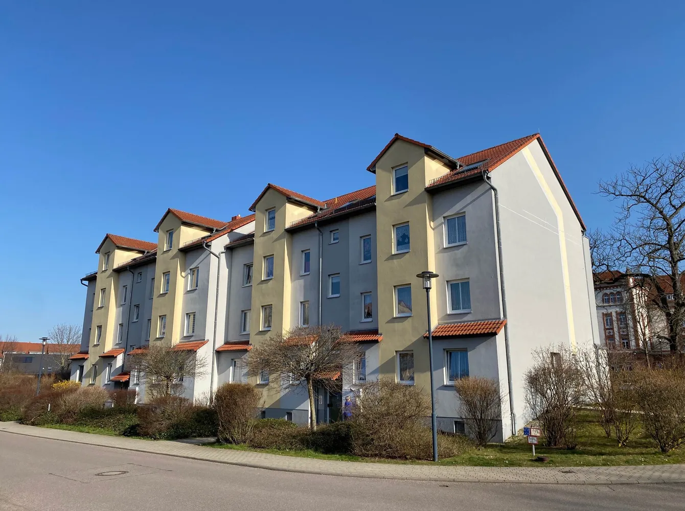 2 Zimmer Wohnung mit 60 m² in Naumburg (Saale) – Bild 9