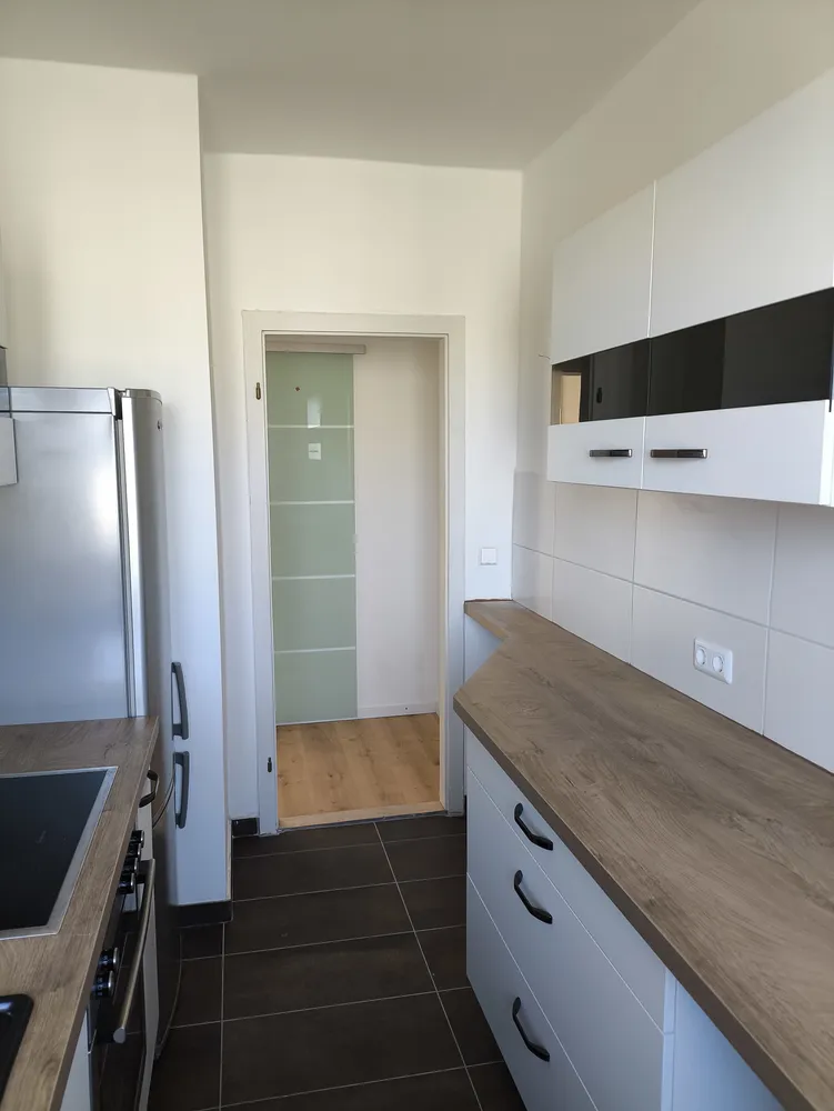 2 Zimmer Wohnung mit 48 m² in Naumburg (Saale) – Bild 2