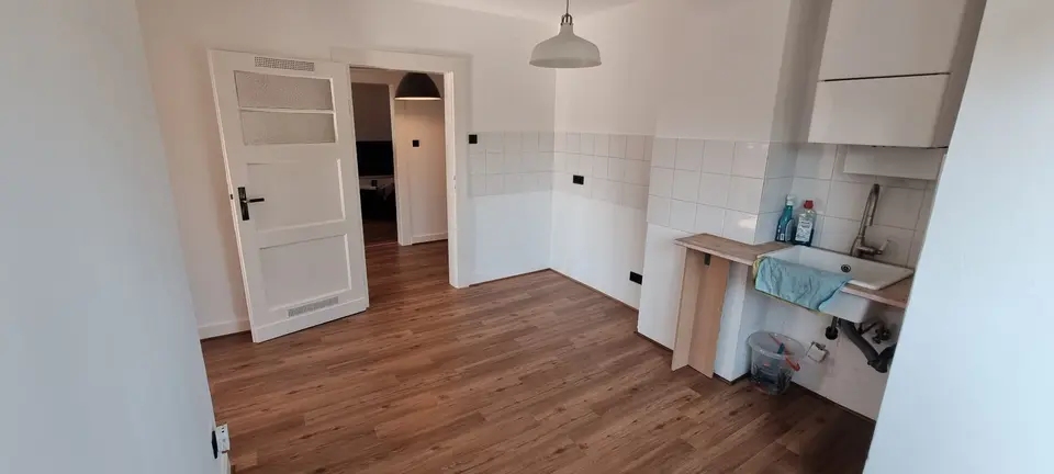 2 Zimmer Wohnung mit 70 m² in Krefeld – Bild 2