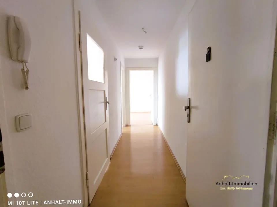 2 Zimmer Wohnung mit 45 m² in Bitterfeld-Wolfen – Bild 3