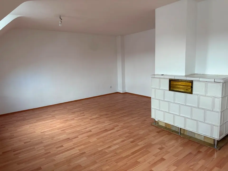 4 Zimmer Wohnung mit 100 m² in Koblenz – Bild 1