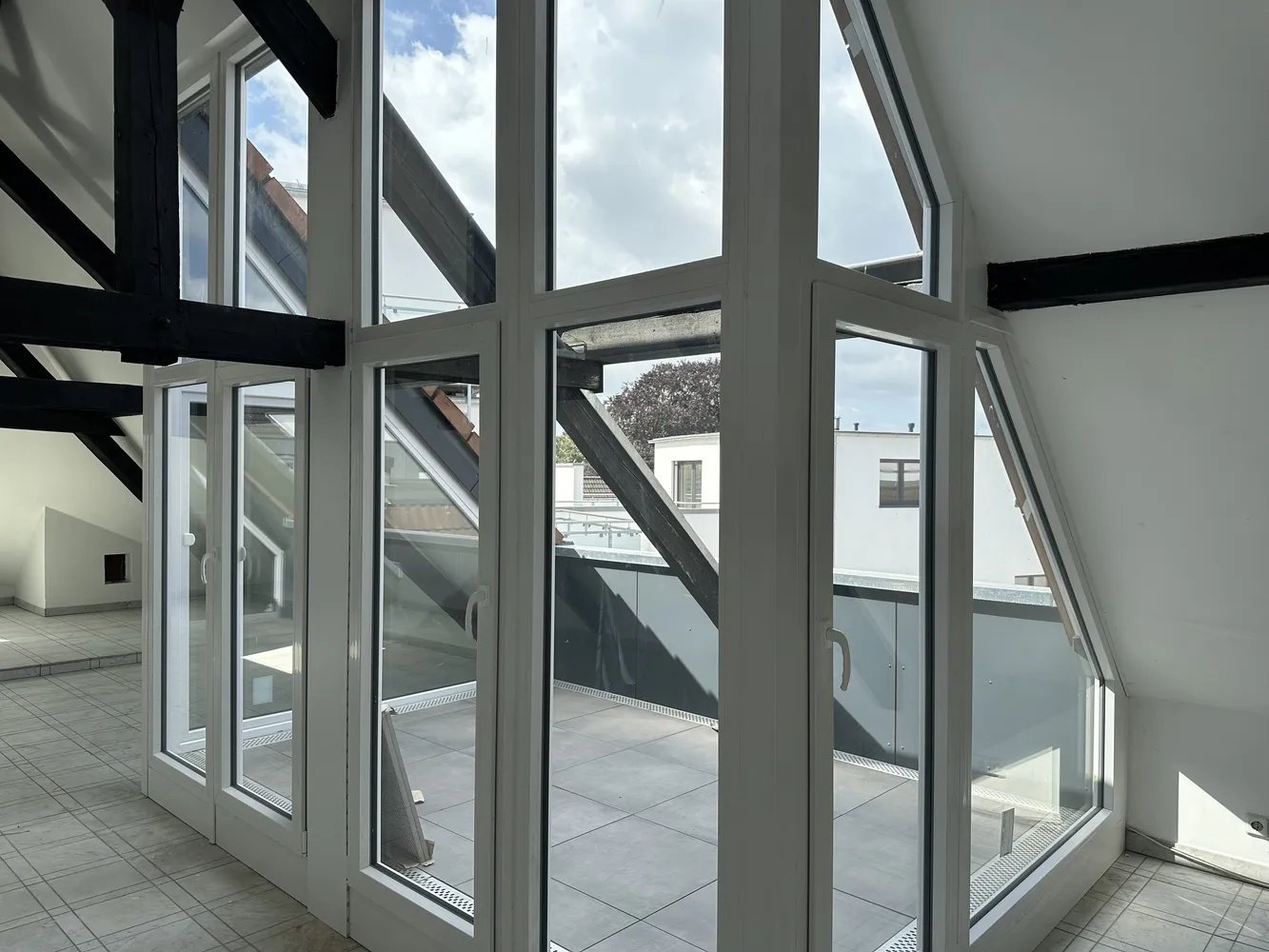 1 Zimmer Wohnung mit 92 m² in Krefeld – Bild 12